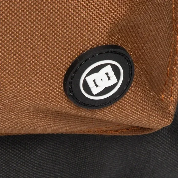 ▪️DC Backsider Seasonal Backpack▪️ - Picture 6 of 10